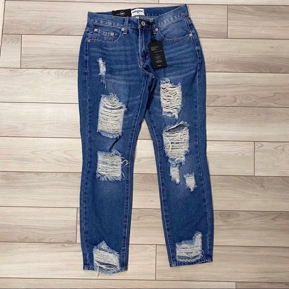 🚨4/$25 NWT umgee boyfriend destroyed jeans size 26